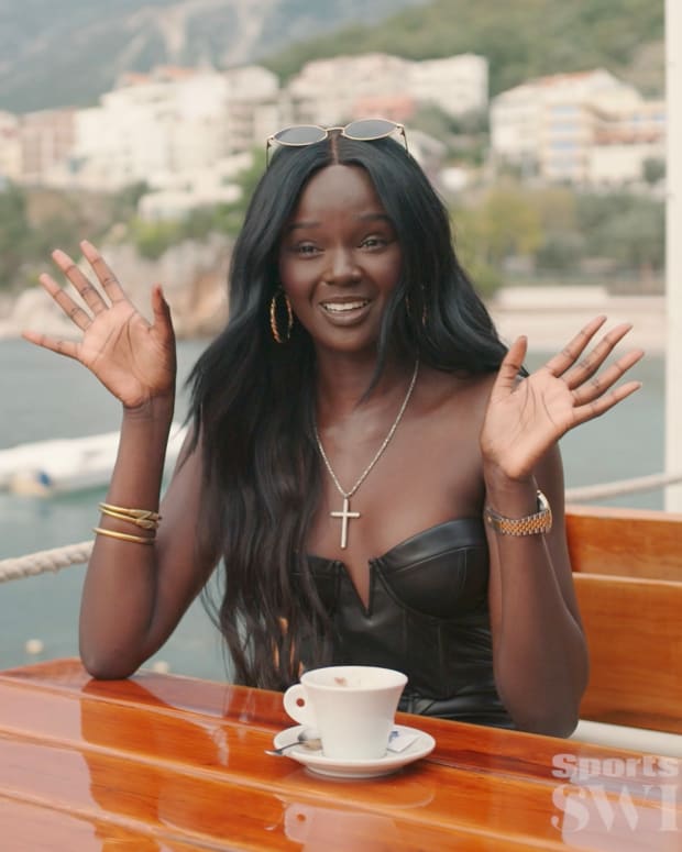 duckie thot interview si swimsuit